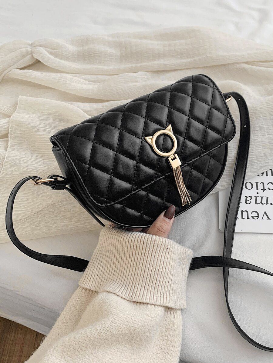 شنطة مبطنة بمربعات اسود شنط وحقائب شنط