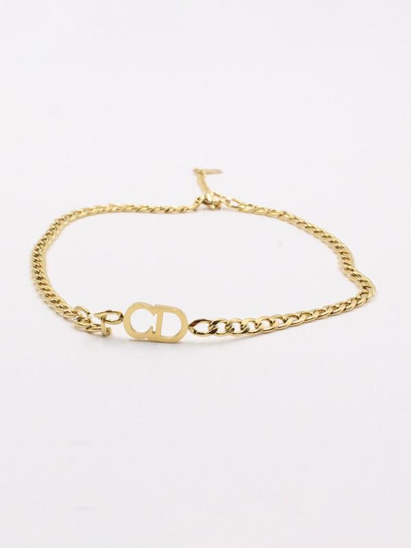 عقد ديور ناعم سلسال dior