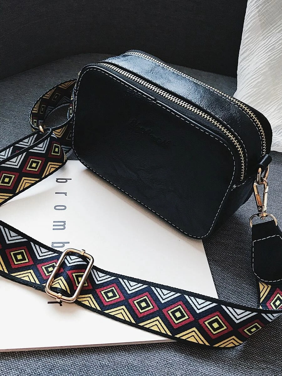 حقيبة مربعة صغيرة انيقة شنط وحقائب شنط