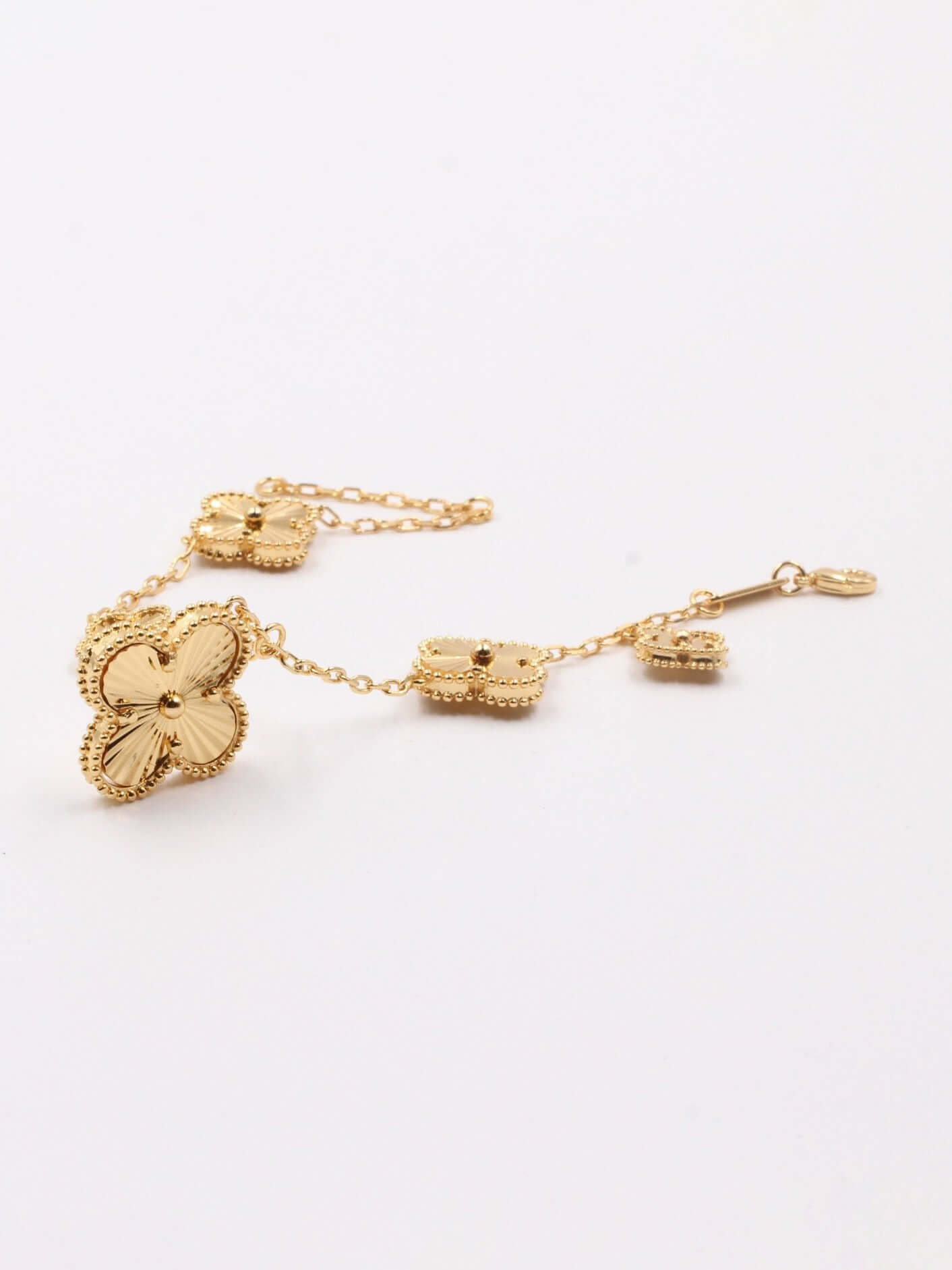 اسوارة فان كليف ذهبي اسواره van cleef