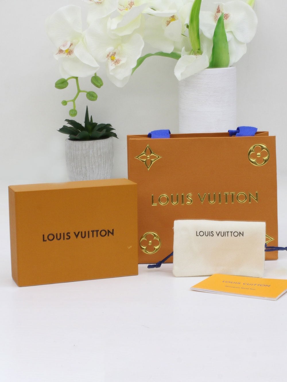 ملحقات لويس فيتون الاصـلية هدايا louis vuitton