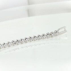 اسواره ناعمه زركون اسواره متوفر 1 لون