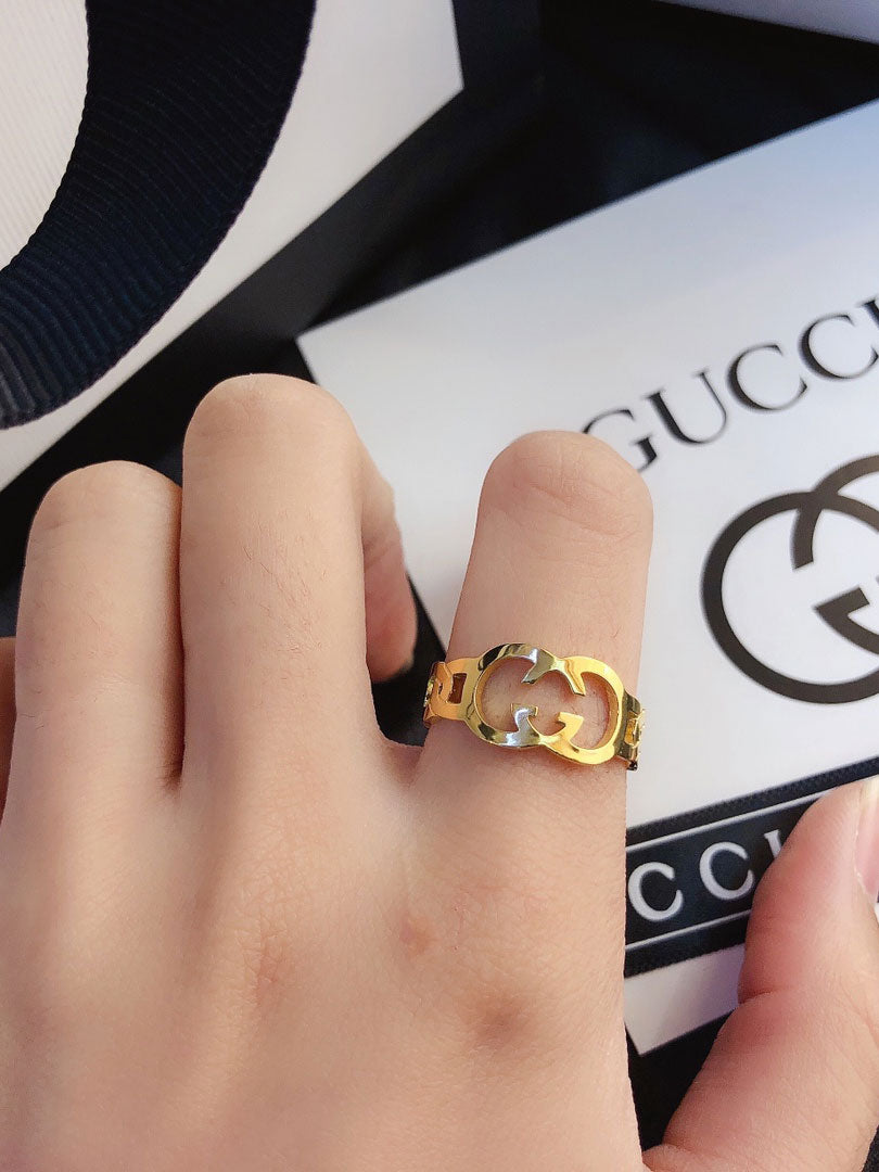 خاتم قوتشي ذهبي لوقو خواتم gucci