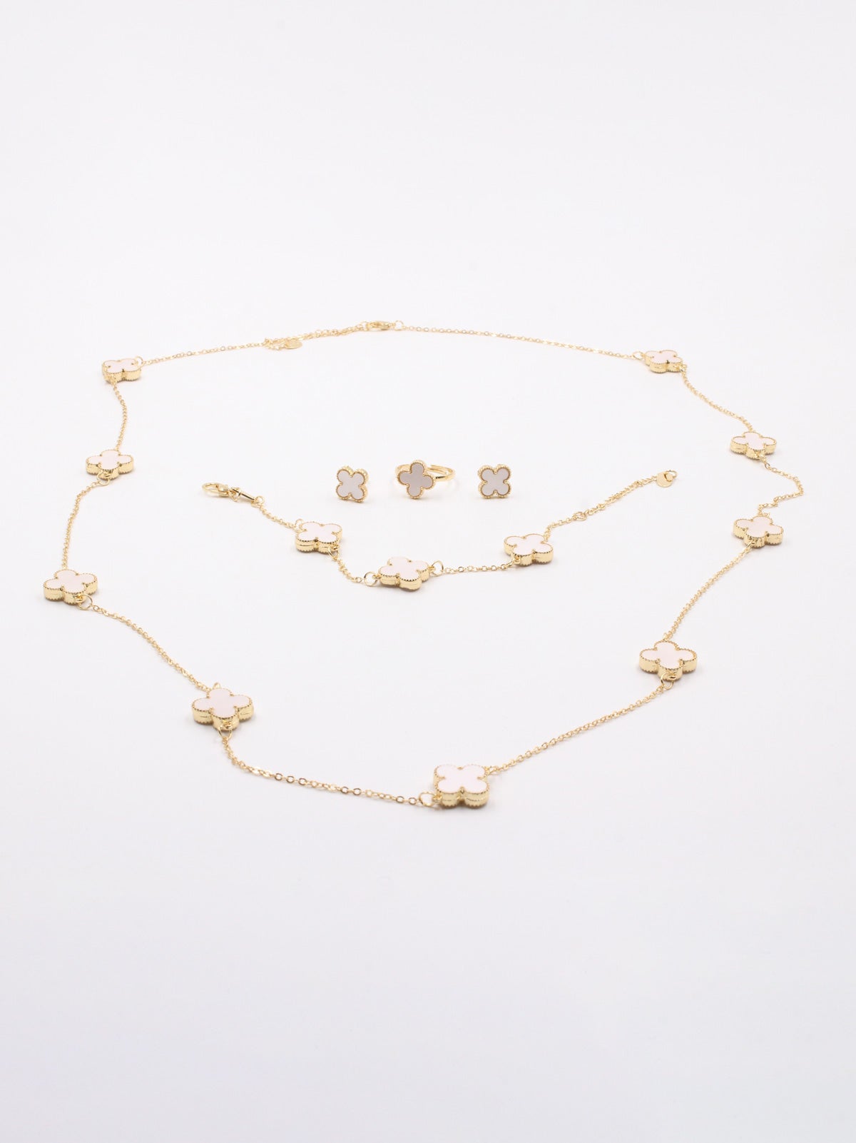 طقم فان كليف طويل 4 قطع اطقم van cleef ابيض