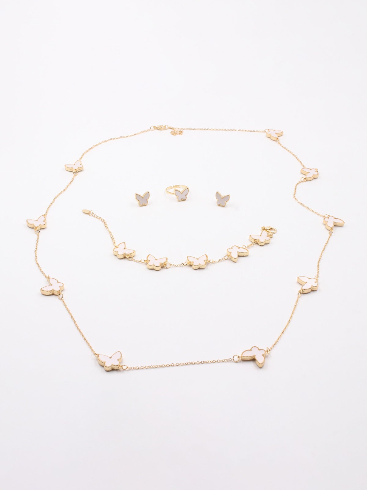 طقم فان كليف طويل 4 فراشة قطع اطقم van cleef ابيض
