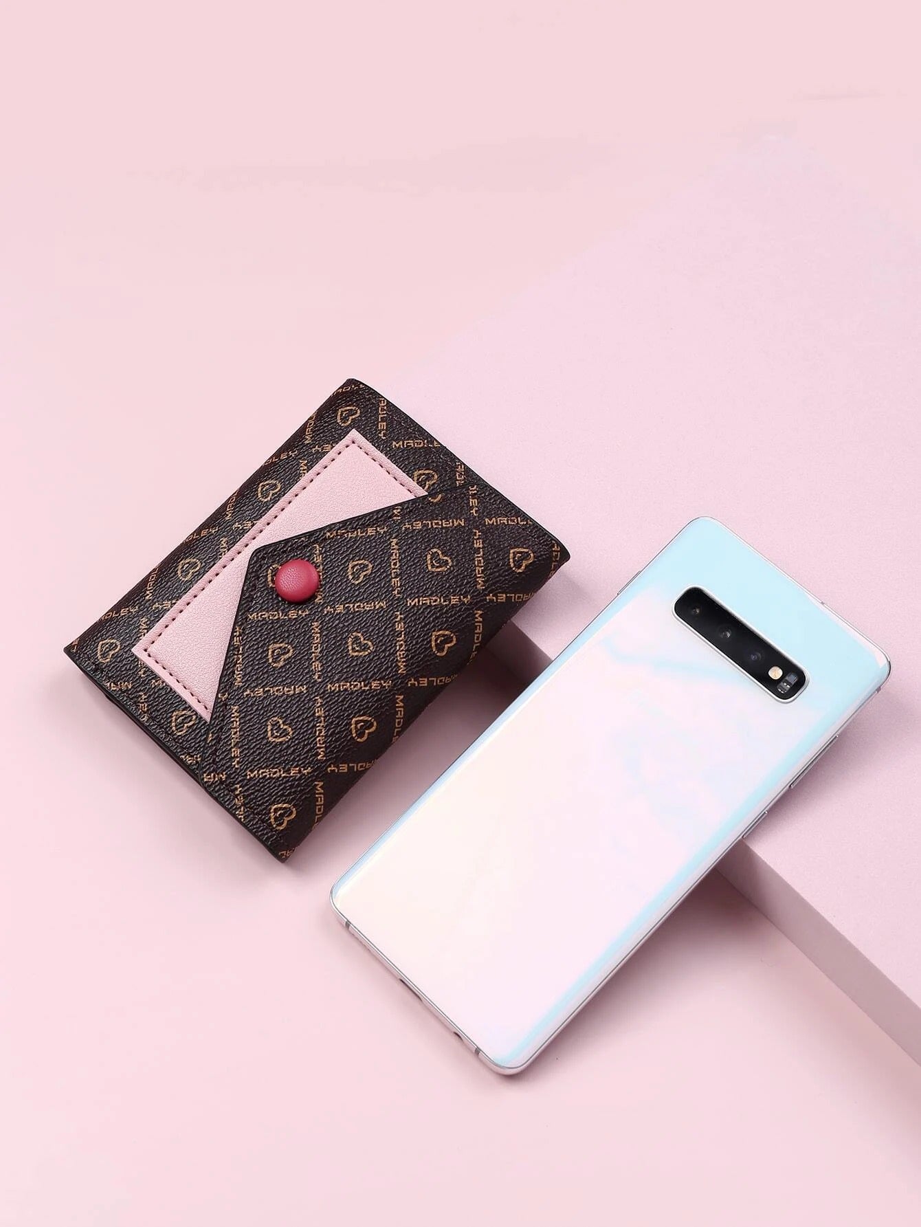 محفظه نقود قابل للطي محافظ متوفر 1 لون