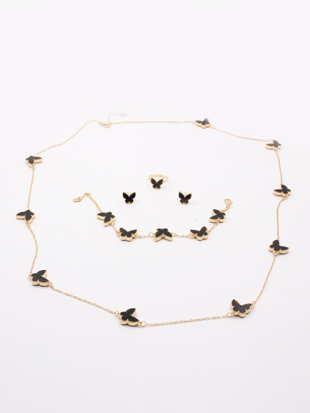 طقم فان كليف طويل 4 فراشة قطع اطقم van cleef اسود