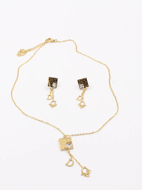 طقم ديور نسائي اطقم dior