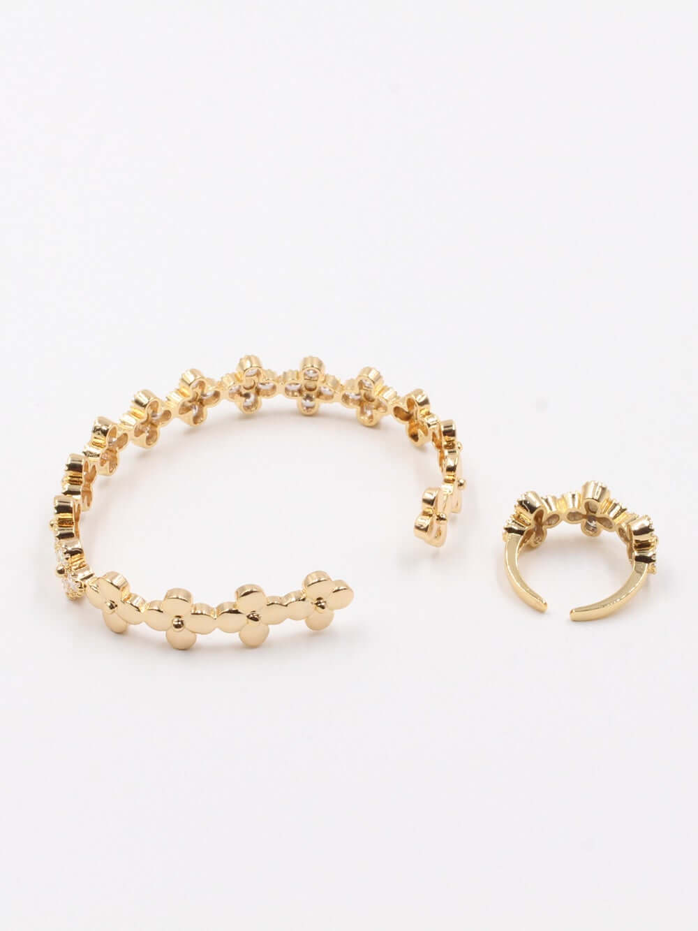 اسوارة فان كليف الورده مع خاتم اسواره van cleef