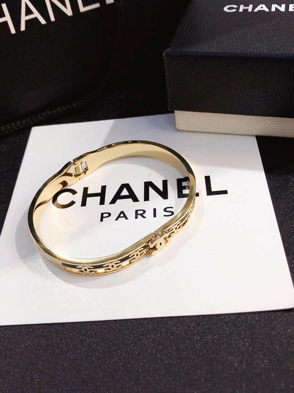 اسوارة شانيل ملتي لوقو اسواره chanel
