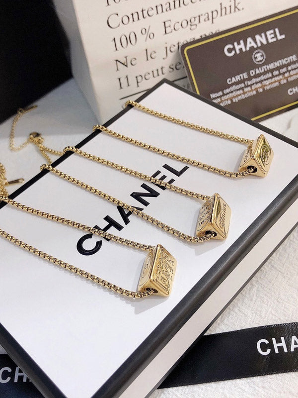 سلسال شانيل ثري فيس سلسال chanel