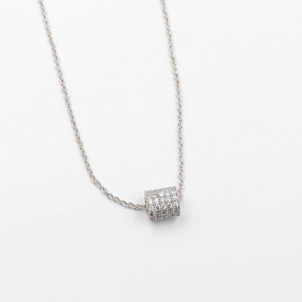 سلسال اسطواني الشكل زركون وسط سلسال متوفر 2 لون فضي