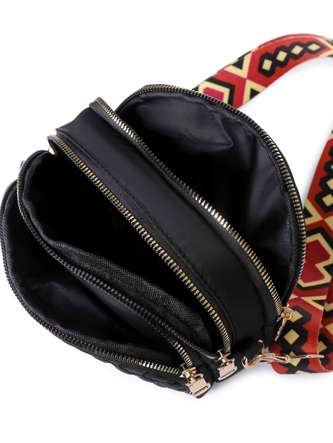 حقيبة مربعة مبطن اسود شنط وحقائب شنط