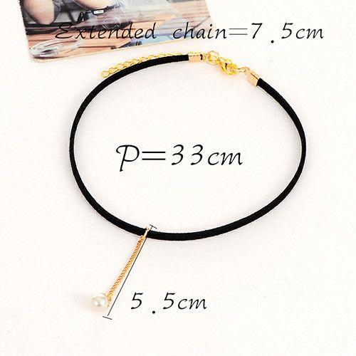 عقد جلد اسود بتعليقه سلسال متوفر 2 لون