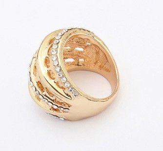 خاتم عريض كريستال ذهبي خواتم متوفر 1 لون