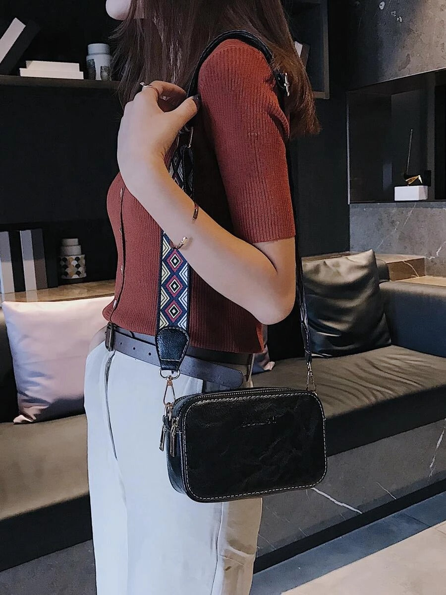 حقيبة مربعة صغيرة انيقة شنط وحقائب شنط