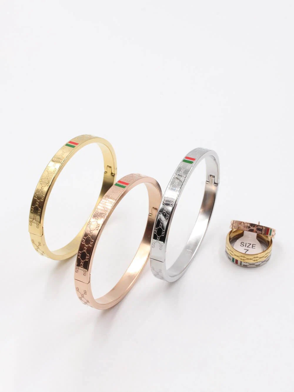اساور قوتشي وخواتمها بيضاوي اسواره gucci