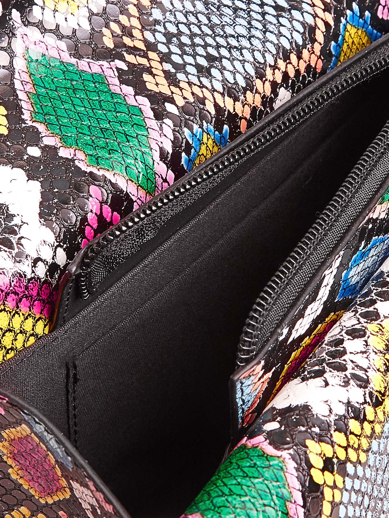 شنطة ملونة جلد الثعبان شنط وحقائب شنط