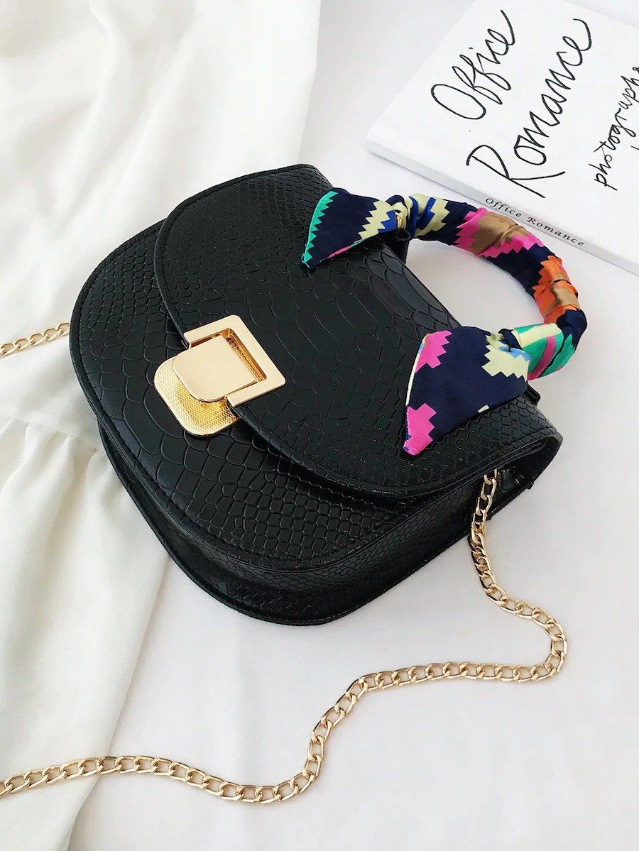 شنطة اسود بنقشة التمساح شنط وحقائب شنط