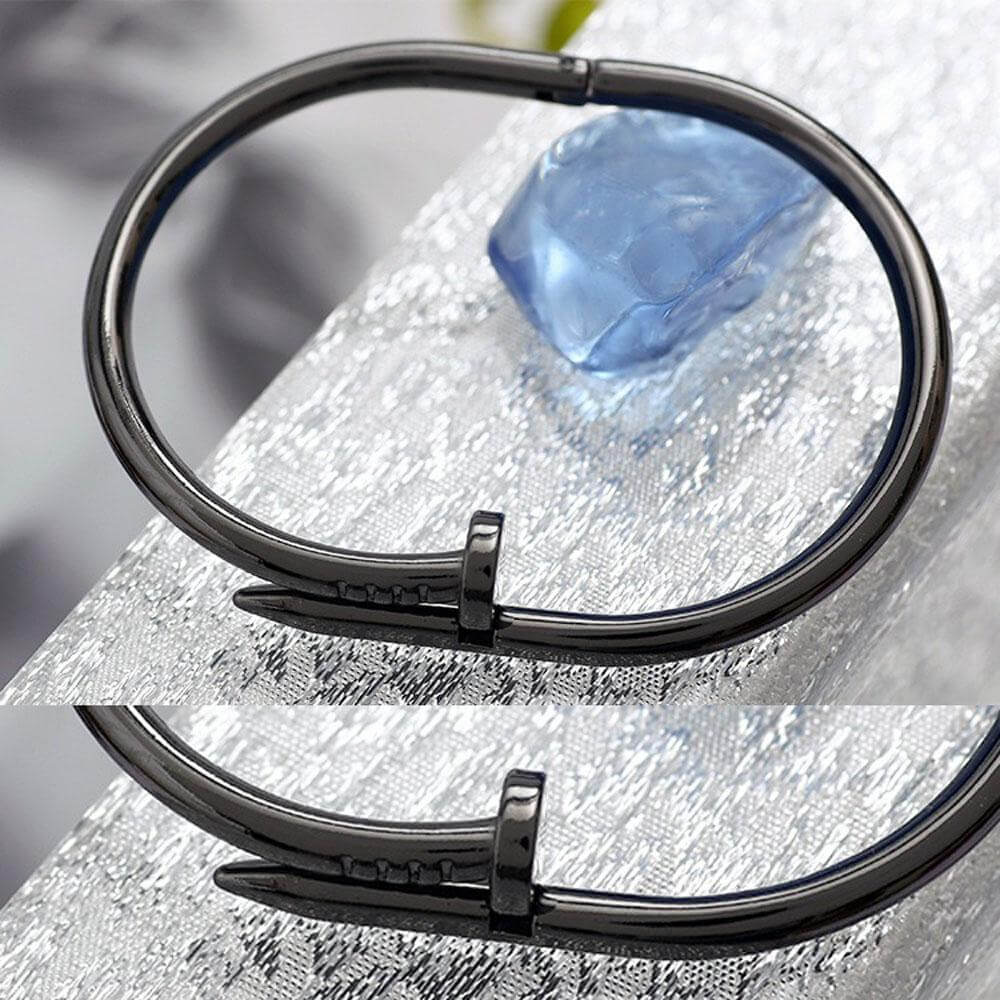 اسواره كارتير مسمار ستانلس ستيل اسواره متوفر 1 لون اسود