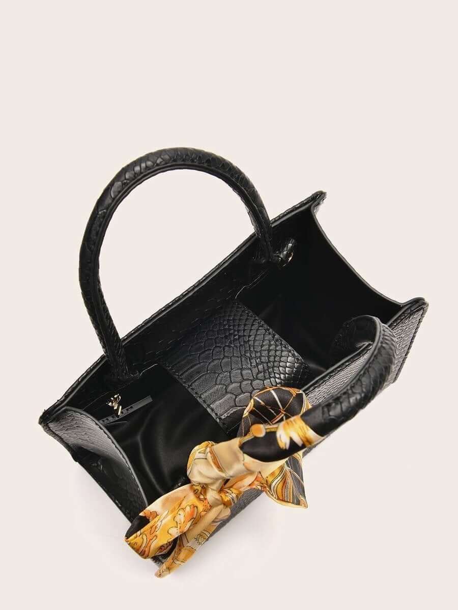 حقيبة كتف جلد بوشاح ملون شنط وحقائب شنط