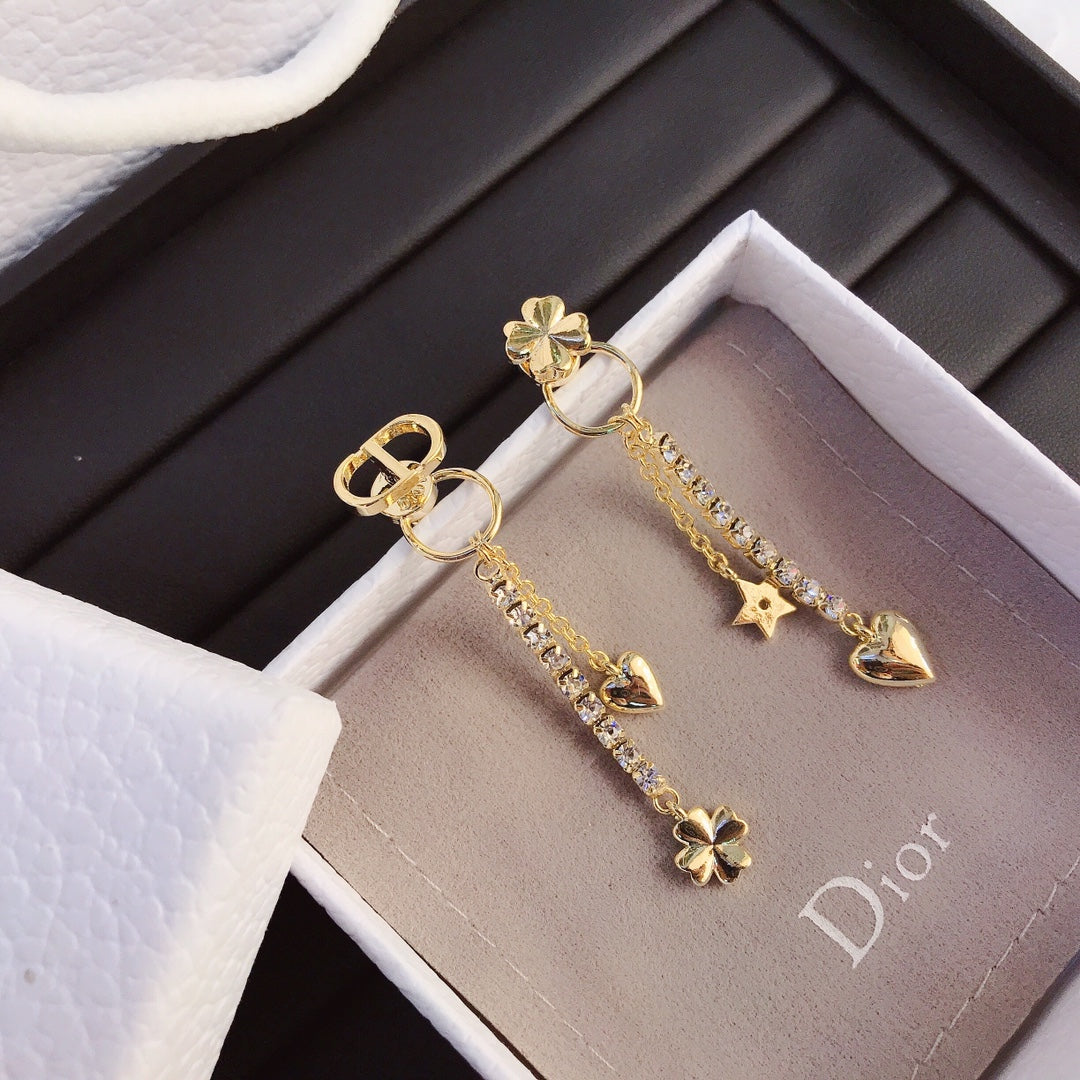 حلق جادور انتيك مدور حلق dior