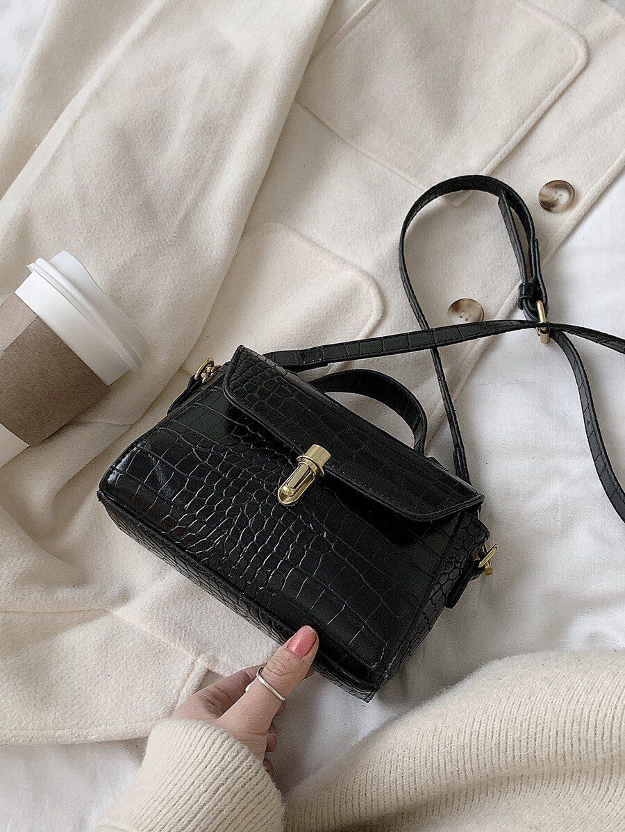 شنطة كتف بقفل مشبك ذهبي شنط وحقائب شنط