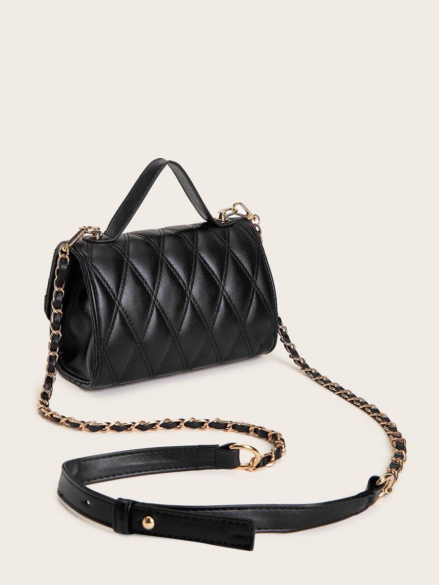 شنطة مبطنه مربعات بقفل ذهبي شنط وحقائب شنط