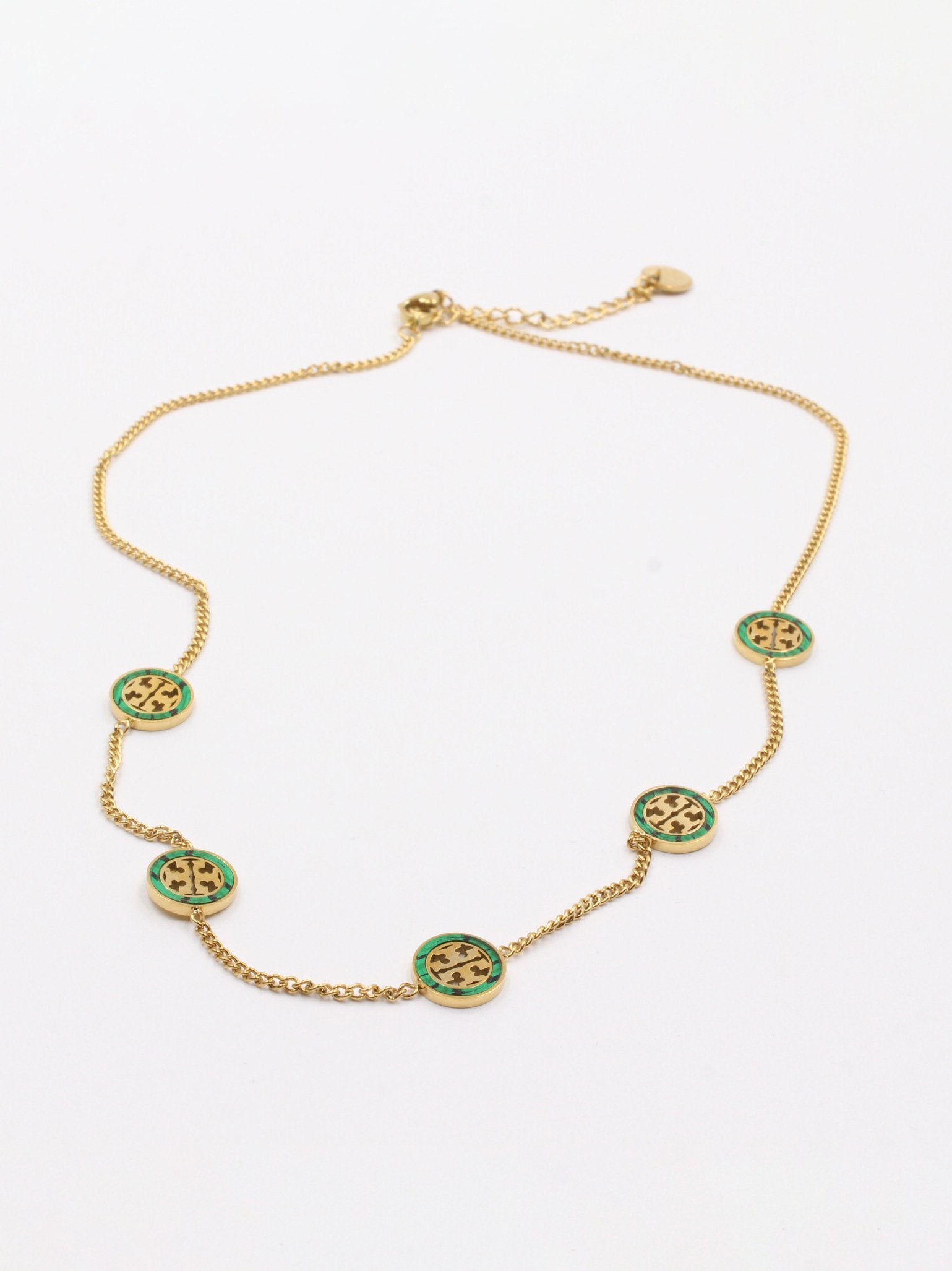سلسال توري بورش ملون صدفي سلسال tory burch اخضر