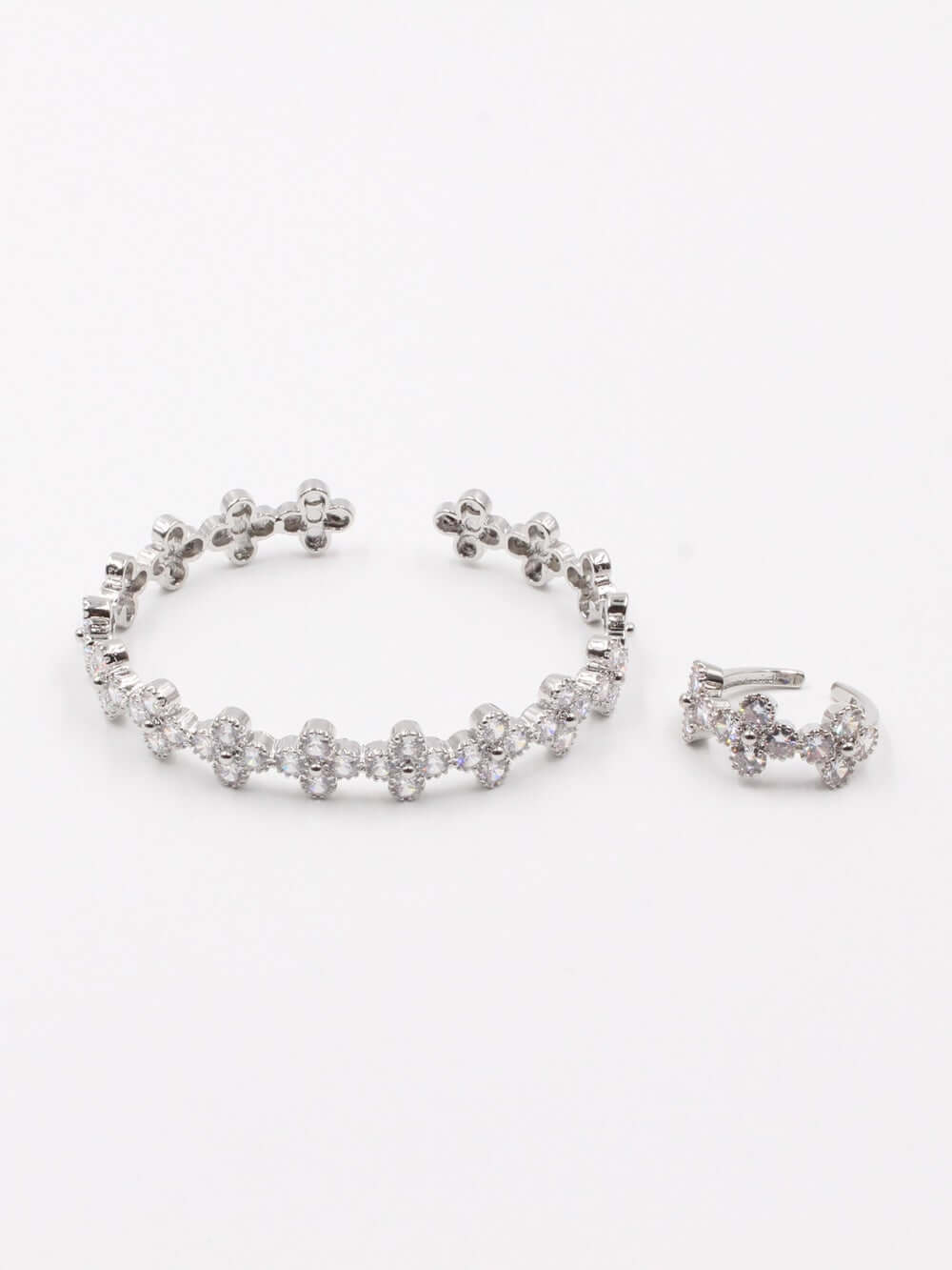 اسوارة فان كليف الورده مع خاتم اسواره van cleef