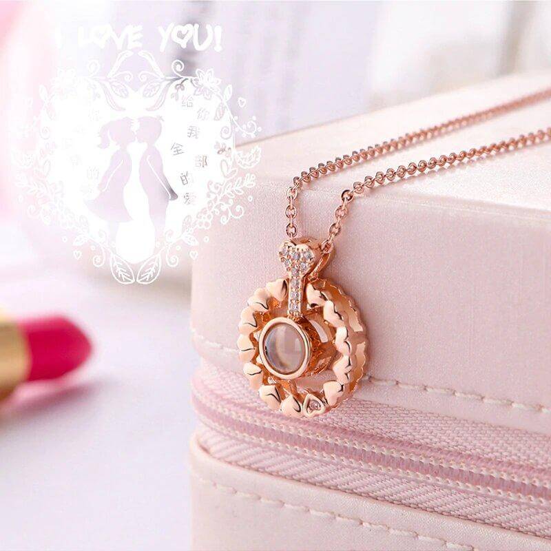 سلسال احبك بمائة لغه مدور قلوب سلسال متوفر 2 لون