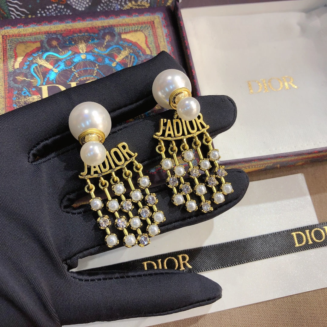 حلق ديور انتيك بيرل كبير حلق dior ذهبي