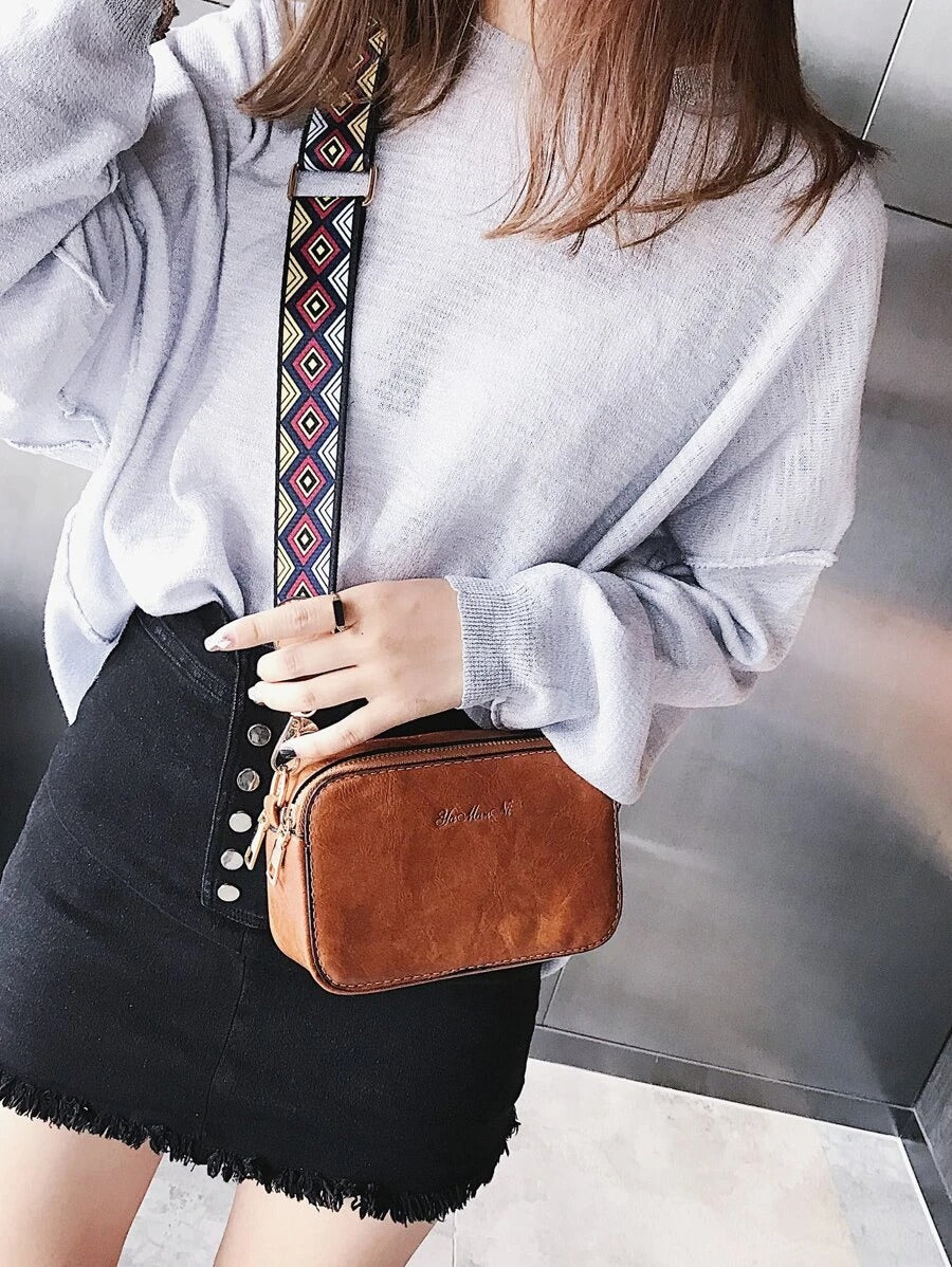 حقيبة مربعة صغيرة انيقة شنط وحقائب شنط