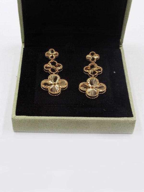 فانكليف حلق وردات الذهبي حلق متوفر 1 لون