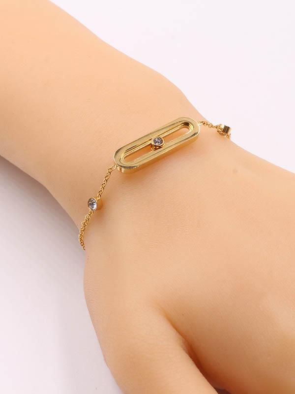 سواره ميسيكا messika