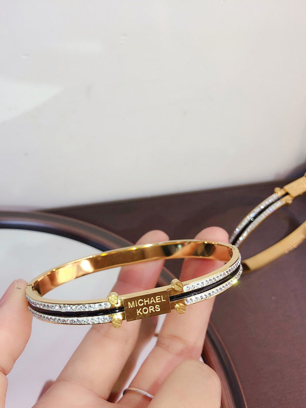 اسوارة مايكل كورس لوقو اسواره Michael Kors