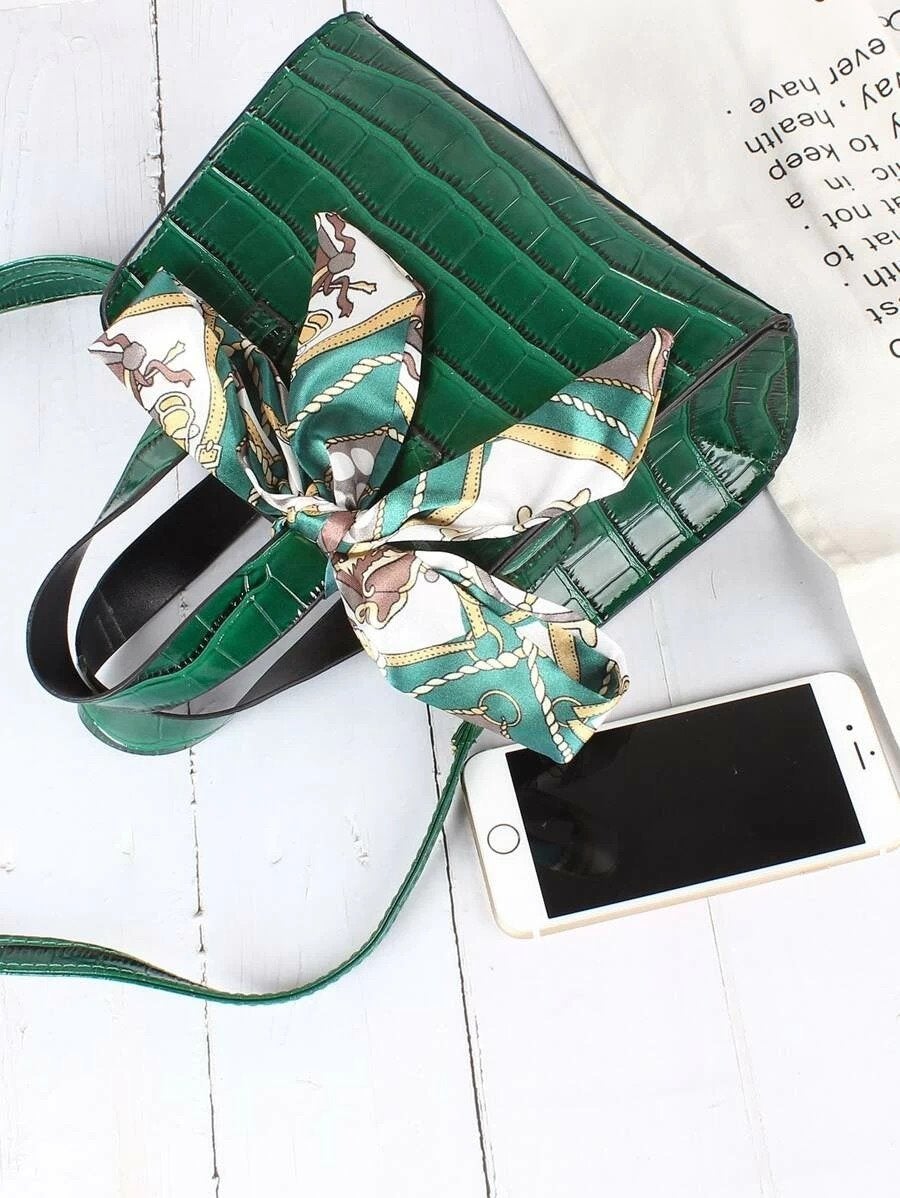 شنطة كتف مزخرف بوشاح شنط وحقائب شنط