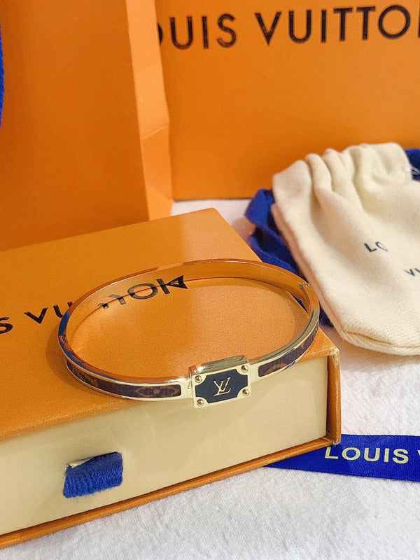 اسوارة لويس فيتون سكوير لوقو اسواره louis vuitton