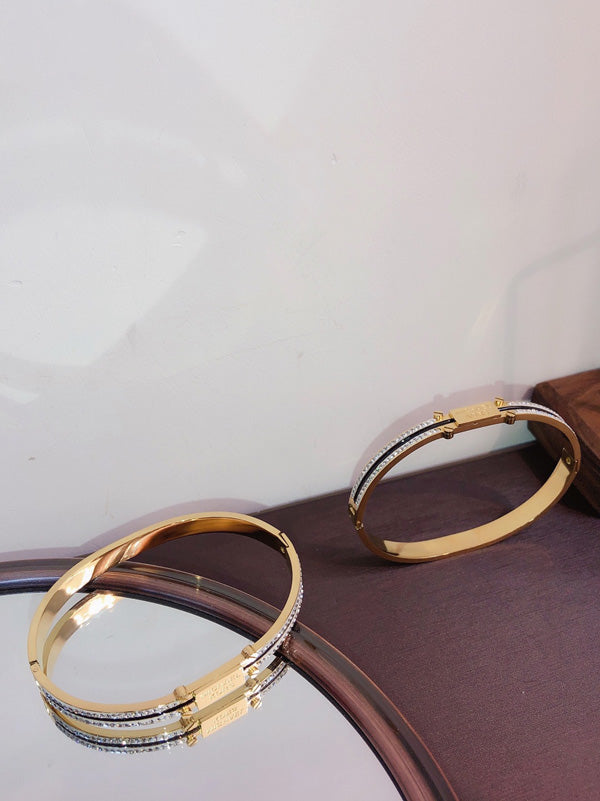 اسوارة مايكل كورس لوقو اسواره Michael Kors