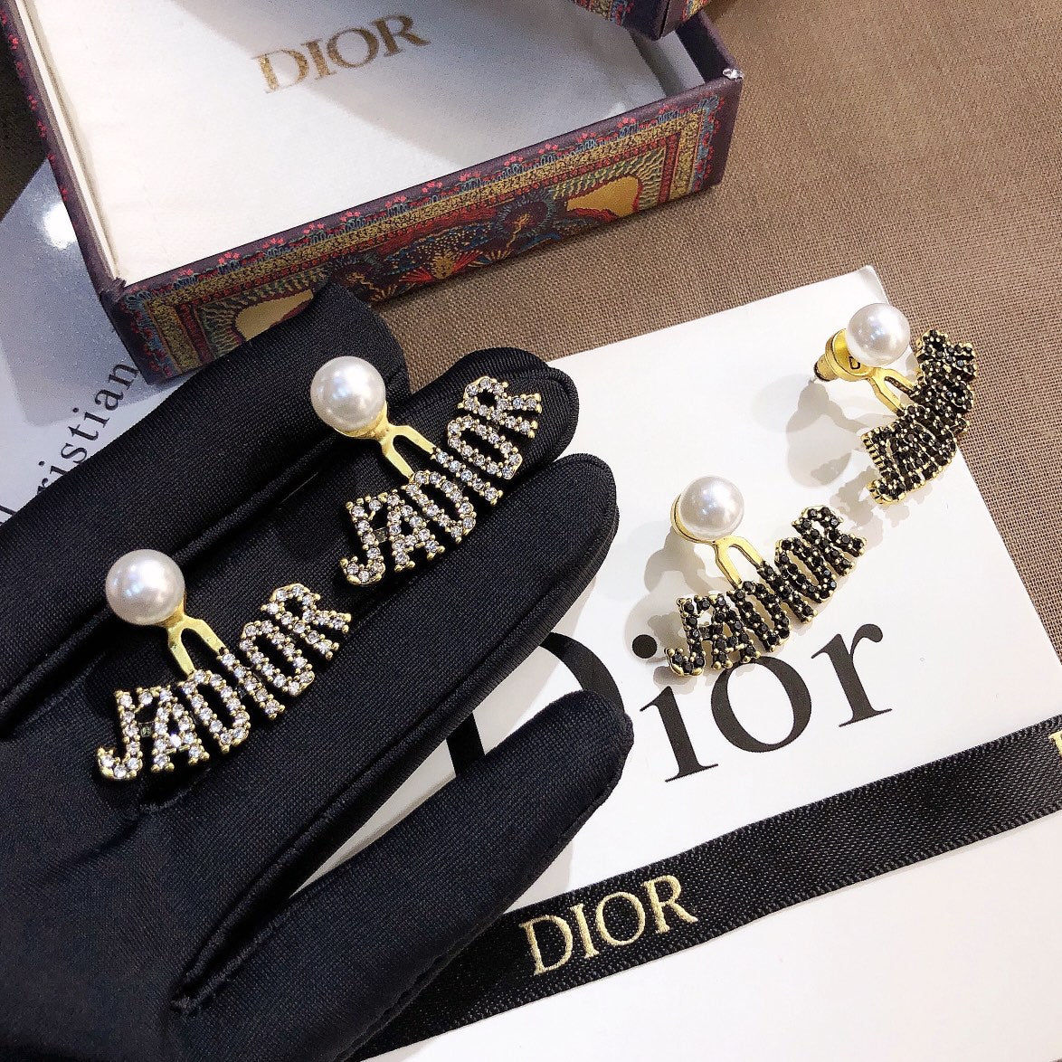 حلق ديور جادور انتيك دبل سايد حلق dior