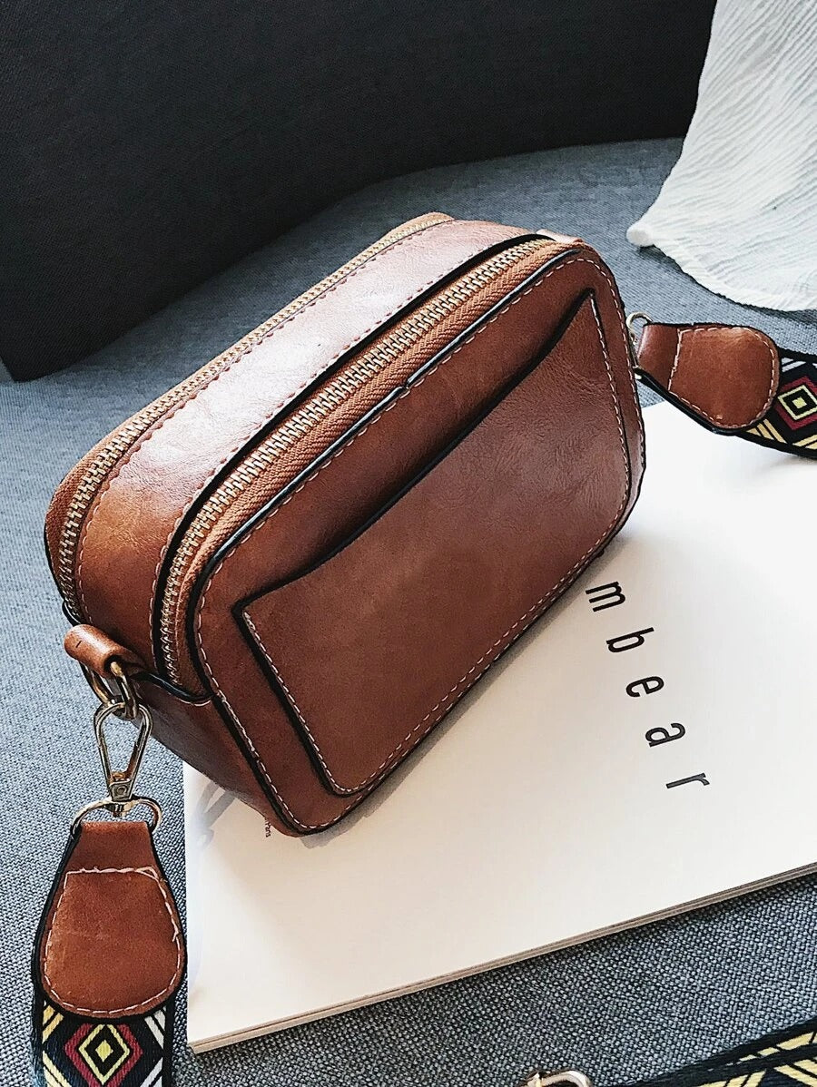 حقيبة مربعة صغيرة انيقة شنط وحقائب شنط