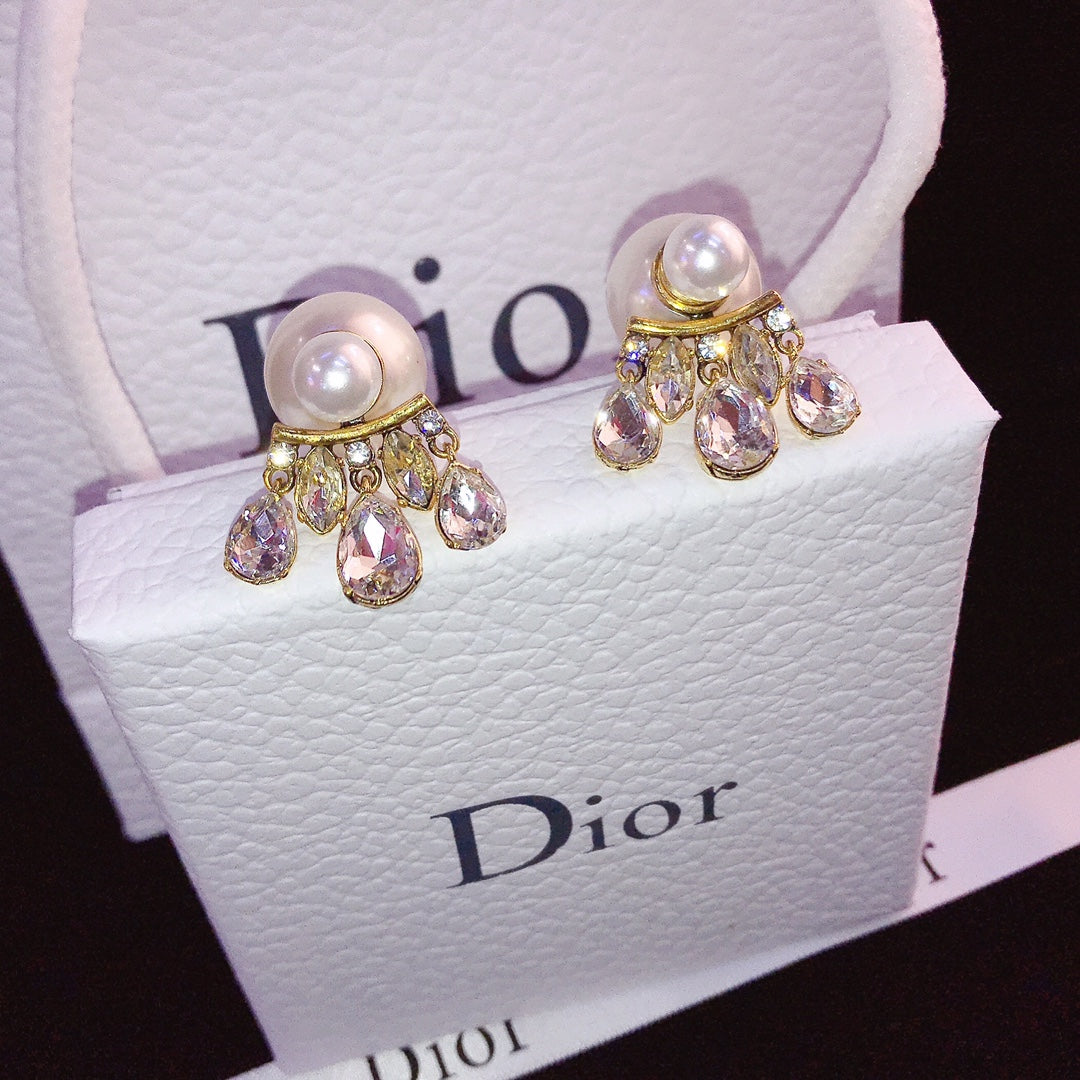 حلق ديور انتيك بيق بيرل حلق dior