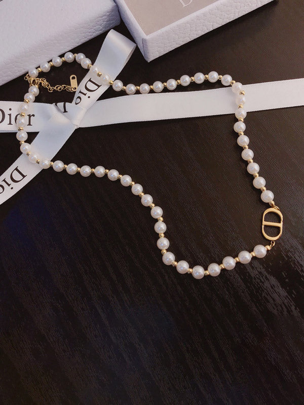 سلسال ديور ذهبي لولو سلسال dior