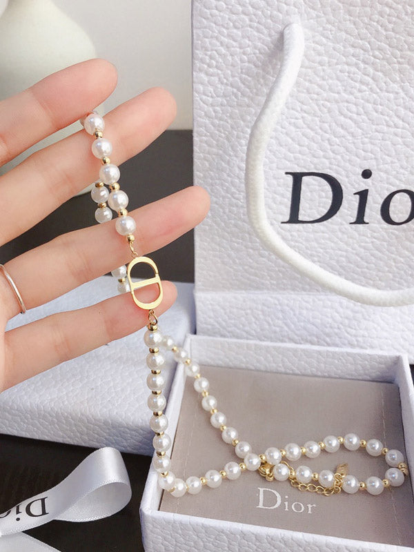 سلسال ديور ذهبي لولو سلسال dior