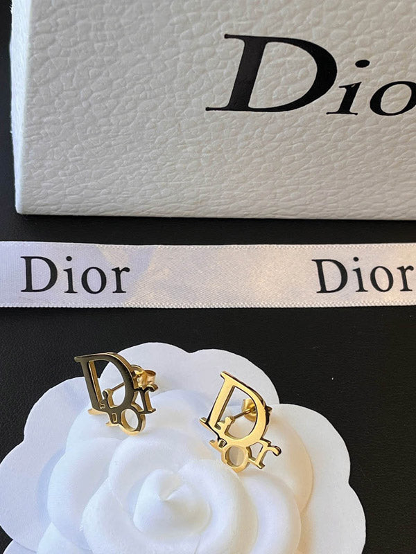 حلق ديور ميتال ذهبي حلق dior