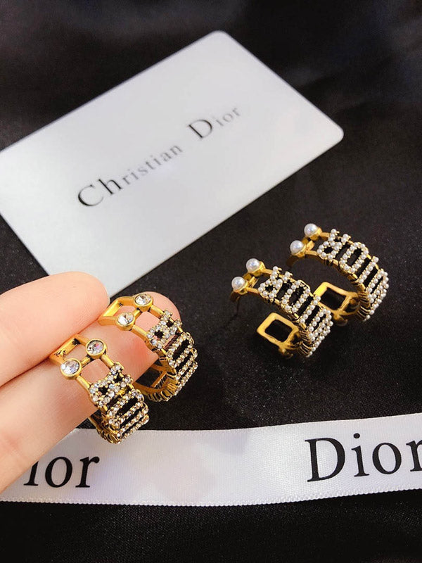 حلق ديور مدور وسط انتيك حلق dior