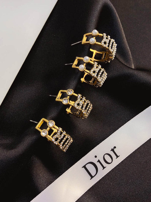 حلق ديور مدور وسط انتيك حلق dior