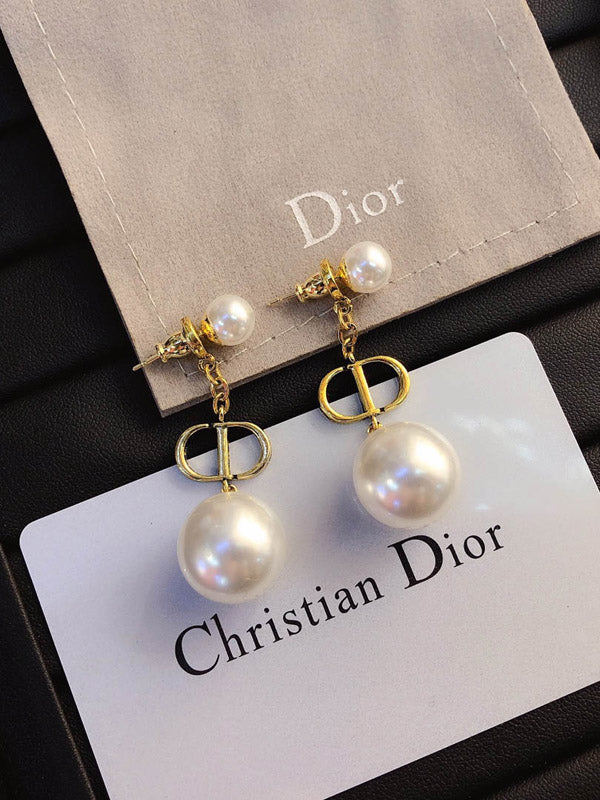 حلق ديور انتيك لولو كبير حلق dior