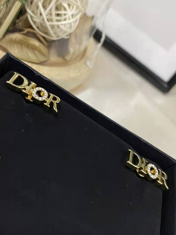 حلق ديور dior حلق dior