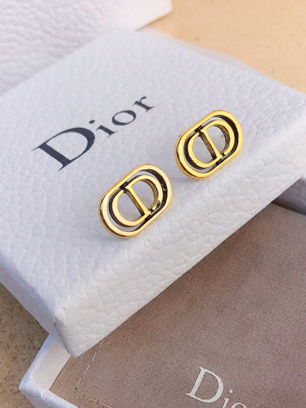 حلق ديور سي دي انتيك حلق dior ذهبي